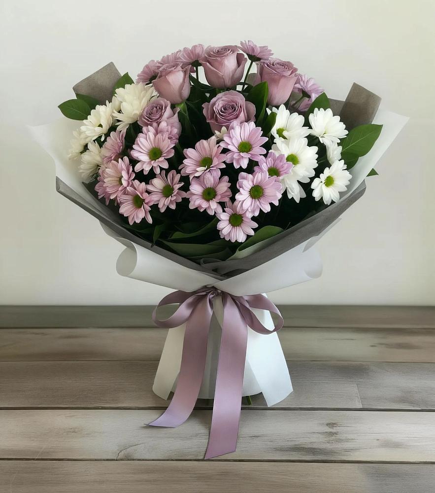 Букет цветов из: Хризантемы и Розы в Магнитный