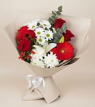 Букет цветов из:  Розы, Хризантемы, Герберы и Лилии в Магнитный