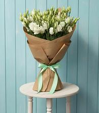 Букет цветов из:  Лизиантусы в Магнитный