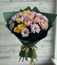 Букет цветов из:  Хризантемы и Розы в Магнитный