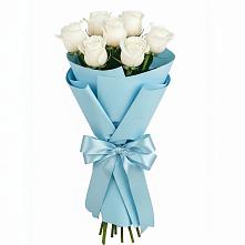 Букет 7 белых роз Проуд в Магнитный