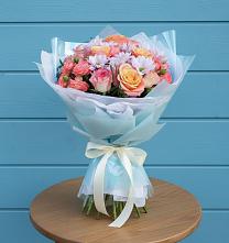 Букет цветов из:  Хризантемы и Розы в Магнитный