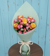 Букет цветов из:  Розы в Магнитный